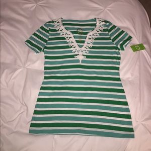 C Wonder Embroidered V Neck W/Green Stripes🍀🍃👒